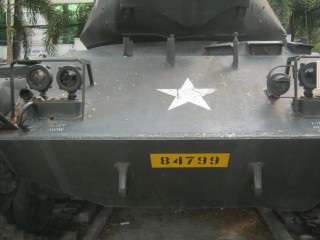 NATO-Panzer
                                  M41, die Front mit dem NATO-Stern (ist
                                  wie der Kommunistenstern, da
                                  Kapitalismus UND Kommunismus von den
                                  Satanisten eingerichtet wurden)