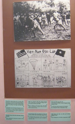 Das
                              OSS in Vietnam 1945