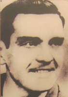 Die Selbstverbrennung von Norman R.
                                Morrison (2. November 1965): Das
                                Portrait von Norman R. Morrison. Der
                                "Amerikaner" verbrannte sich
                                vor dem Pentagon selbst (2. Nov.1965),
                                aus Protest gegen den aggressiven
                                "US"-Krieg in Vietnam.