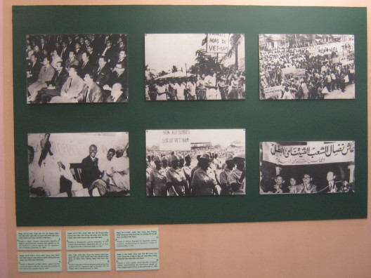 Afrika: Versammlungen
                              und Demonstrationen gegen den Vietnamkrieg
                              in Algerien, Mali, Kongo, Guinea, Tansania
                              und in Kairo