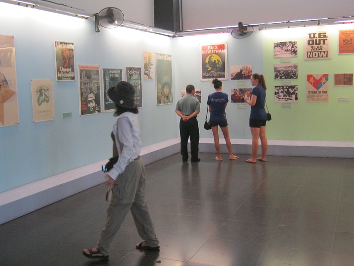 Plakate und
                              Postergalerie gegen den Vietnamkrieg