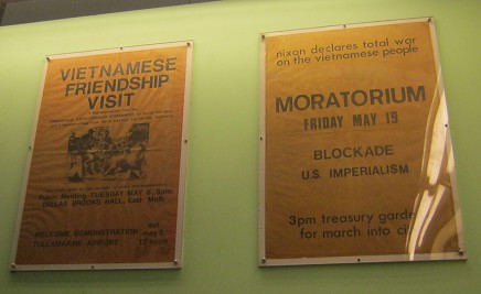 Plakate f�r
                              Widerstandssitzungen in Australien