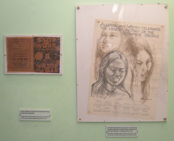 Australien: Streik gegen den
                              Vietnamkrieg - und ein Kalender von 1976,
                              der den Sieg Vietnams feiert