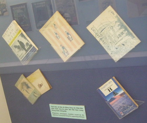 B�cher der Japanischen
                              Kommunistischen Partei f�r Vietnam