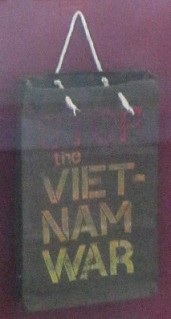 Friedenstasche
                                  gegen den Vietnamkrieg