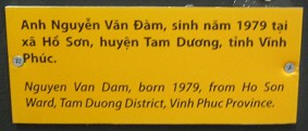 Agent-Orange-Opfer Nguyen Van
                              Dam, Text: Nguyen Van Dam, geboren 1979,
                              aus Ho Son Ward, Distrikt Tam Duong,
                              Provinz Vinh Phuc
