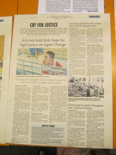 Zeitung �ber Agent Orange 03