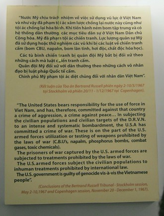 Das Russell-Tribunal von
                                  1967 stellt fest: Die "USA"
                                  begehen im Vietnamkrieg einen
                                  V�lkermord (Genozid) und brechen das
                                  Kriegsrecht sowie das Internationale
                                  Recht