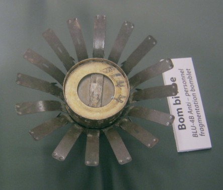 Anti-Personenbombe BLU-4B - Sicht
                                  von oben