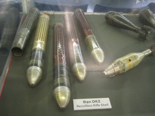 Leichtgesch�tz-Patronenh�lsen