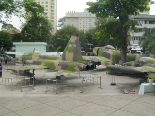 T�dlicher NATO-Kampfjet F5A
                                  R�ckansicht